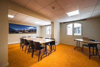 Seminar Hotel Savoie · Base Camp Lodge in Albertville