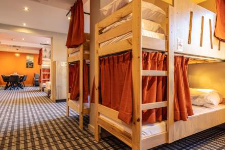 Hotel Albertville Town Centre · Base Camp Lodge